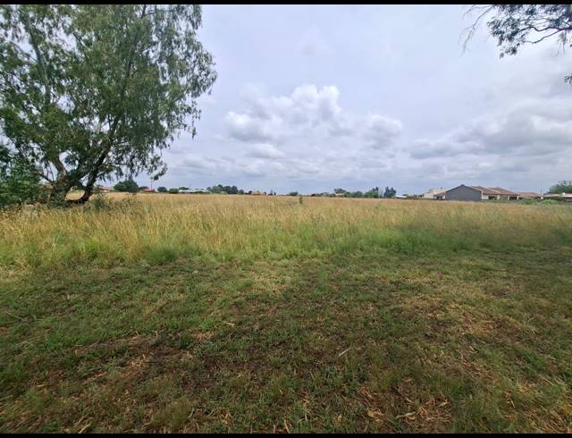 4,218M² VACANT LAND FOR SALE IN HENLEY ON KLIP